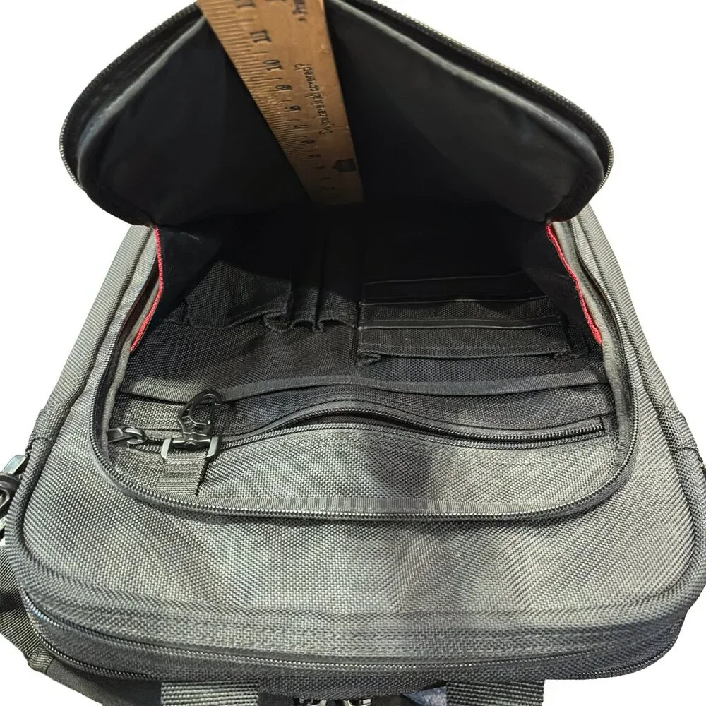 Victorinox Crossbody Shoulder Bag Travel Organizer Swiss Army Gray